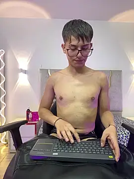 EVAN TAY online show from 03-02-26, 05:19