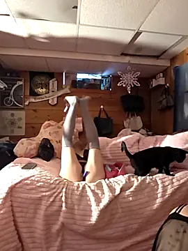 Snapshot of BeautifulFire23 chatting on 02-02-26, 06:06 BeautifulFire23 online show from 02-02-26, 06:06