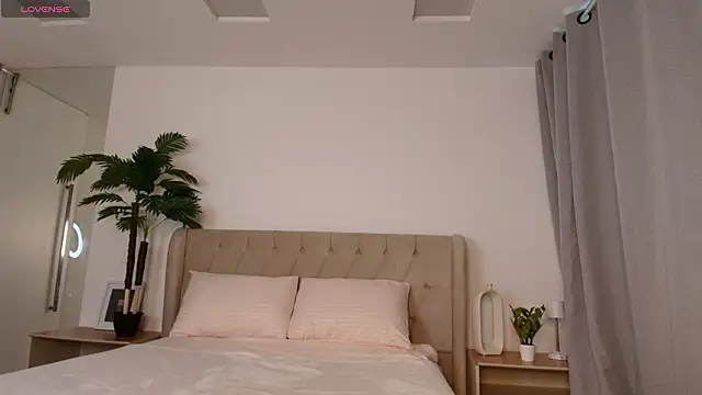 Snapshot of Carol_Daniel chatting on 02-02-26, 07:45 Carol Daniel online show from 02-02-26, 07:45