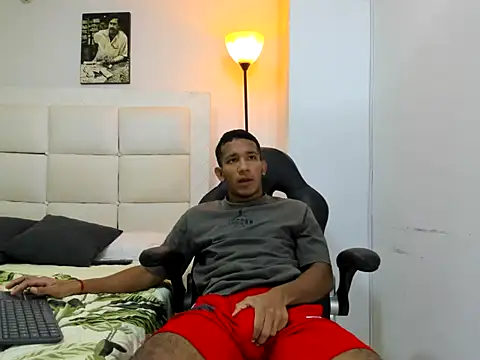 ricky spensar23cm  online show from 02-10-26, 02:04