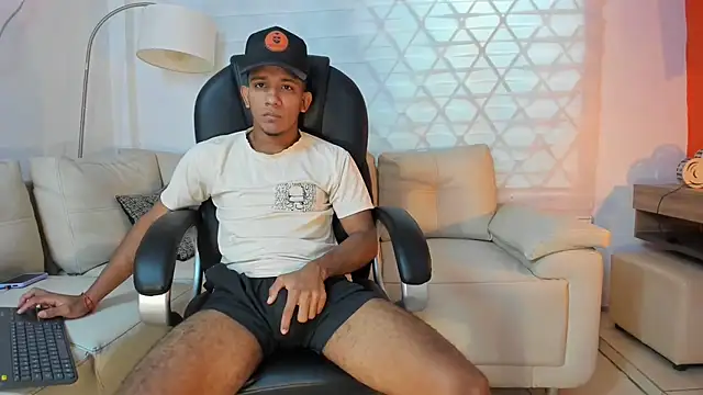 ricky spensar23cm  online show from 03-22-26, 02:15