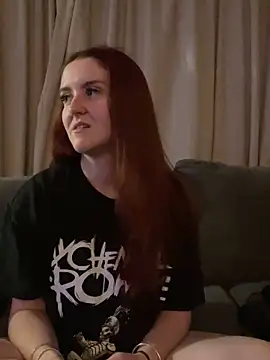 Snapshot of PoppySlut6999 chatting on 02-09-26, 08:46 PoppySlut6999 online show from 02-09-26, 08:46