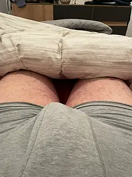  Mishaa01 online show from 04-20-26, 09:38