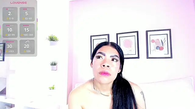 Snapshot of Sophia_Salem chatting on 02-03-26, 11:59 Sophia Salem online show from 02-03-26, 11:59