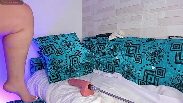 Snapshot of Julieta_jane_ss chatting on 02-02-26, 01:26 Julieta jane ss online show from 02-02-26, 01:26