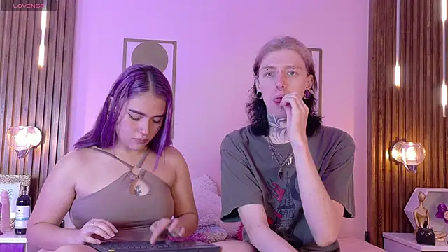 Snapshot of Hanna-Winchester chatting on 02-09-26, 04:27 Hanna-Winchester online show from 02-09-26, 04:27