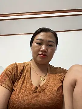 Snapshot of Puka2001 chatting on 02-07-26, 01:37 Puka2001 online show from 02-07-26, 01:37