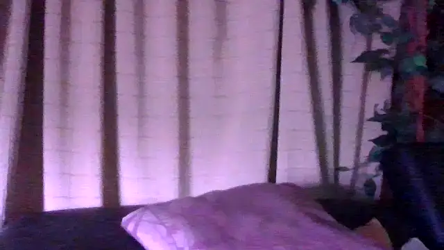 Snapshot of Sarahtjeuh_ chatting on 02-06-26, 07:50 Sarahtjeuh online show from 02-06-26, 07:50