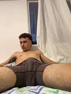 Snapshot of vanilla_Kush chatting on 02-13-26, 05:36 vanilla Kush online show from 02-13-26, 05:36