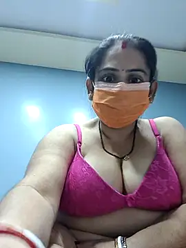 diyam4002 online show from 02-08-26, 08:45