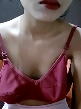 Snapshot of twinkle20 chatting on 02-09-26, 07:12 twinkle20 online show from 02-09-26, 07:12