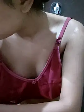 Snapshot of twinkle20 chatting on 02-22-26, 03:43 twinkle20 online show from 02-22-26, 03:43