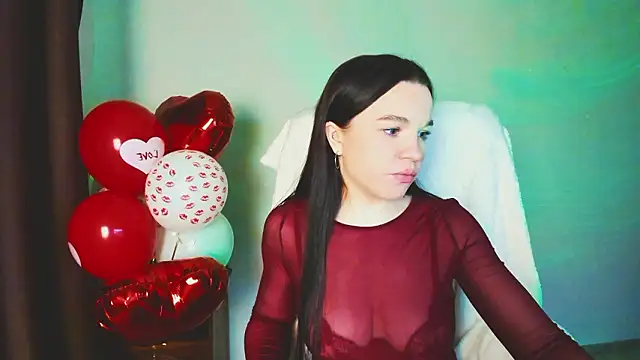 Snapshot of Mia_Mia999 chatting on 02-15-26, 09:44 Mia Mia999 online show from 02-15-26, 09:44