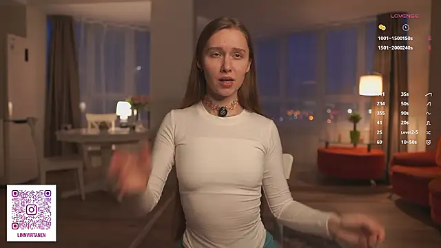 Snapshot of SharaNewbern chatting on 02-23-26, 01:41 SharaNewbern online show from 02-23-26, 01:41