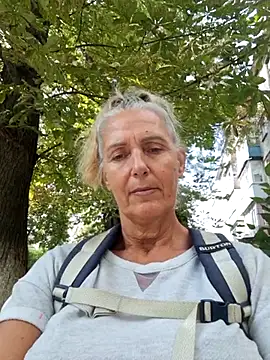 Snapshot of lukerya chatting on 09-10-25, 08:47 lukerya online show from 09-10-25, 08:47