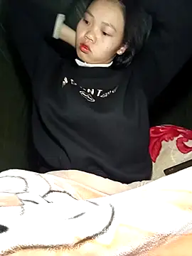 Snapshot of derylove_ chatting on 02-14-26, 06:48 derylove online show from 02-14-26, 06:48