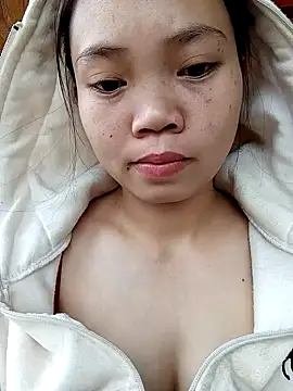 Snapshot of derylove_ chatting on 02-24-26, 07:39 derylove online show from 02-24-26, 07:39