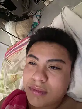 Snapshot of andresmahecha777 chatting on 02-07-26, 02:32 andresmahecha777 online show from 02-07-26, 02:32