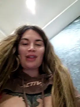 TattooGirlAlia online show from 01-05-25, 07:39