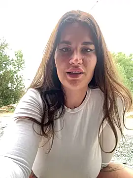 TattooGirlAlia online show from 09-17-25, 12:51