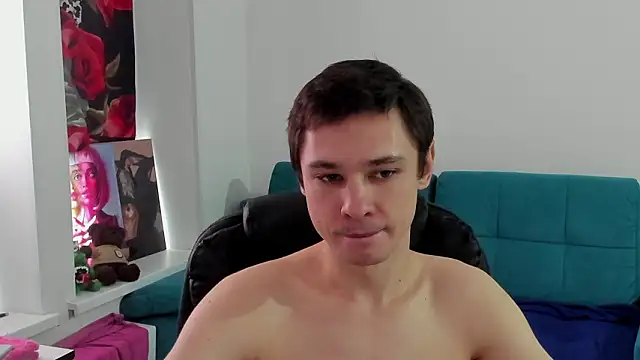 Snapshot of Alexmansuper chatting on 02-20-26, 12:49 Alexmansuper online show from 02-20-26, 12:49