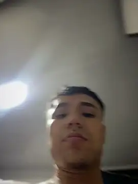 Snapshot of CreamKingg chatting on 02-01-26, 03:05 CreamKingg online show from 02-01-26, 03:05