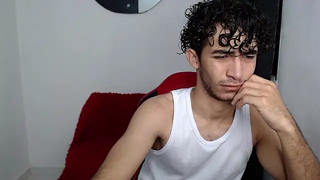 Snapshot of Caius_fox chatting on 02-12-26, 11:16 Caius fox online show from 02-12-26, 11:16