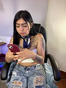 Snapshot of Angelica_pink18 chatting on 02-26-26, 05:06 Angelica pink18 online show from 02-26-26, 05:06