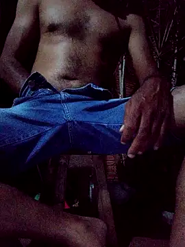 Snapshot of negrim10 chatting on 02-06-26, 02:27 negrim10 online show from 02-06-26, 02:27