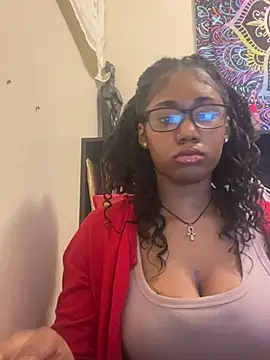 Snapshot of Ebonythroat777 chatting on 02-14-26, 06:15 Ebonythroat777 online show from 02-14-26, 06:15