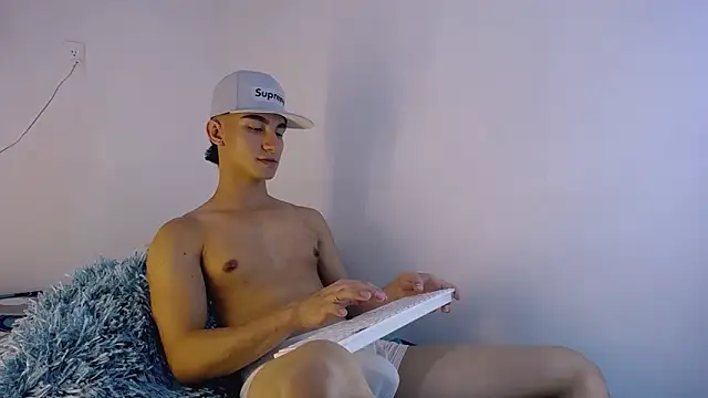 Snapshot of BabyAndy_ chatting on 02-09-26, 10:03 BabyAndy online show from 02-09-26, 10:03