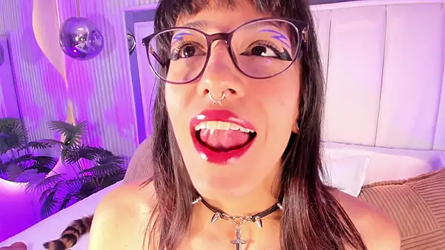 ViolettaColinss online show from 03-20-26, 11:37