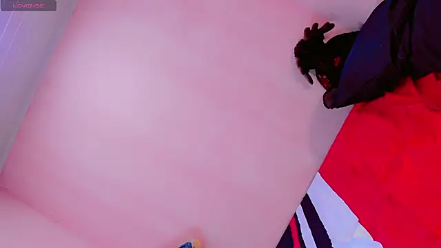 zoe rous2 online show from 02-06-26, 01:47