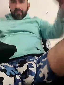 hairyandbigmann online show from 04-02-26, 08:06