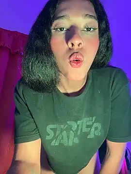 Snapshot of mariana_doll2 chatting on 02-12-26, 12:16 mariana doll2 online show from 02-12-26, 12:16