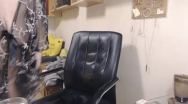 katemodel online show from 03-19-25, 10:55