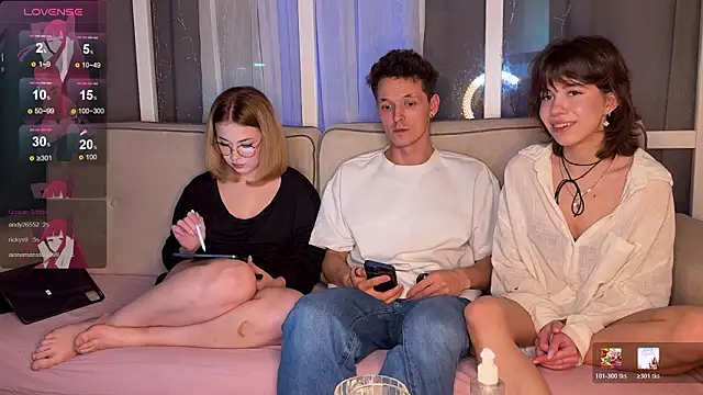 Three Some Dream online show from 02-03-26, 08:25