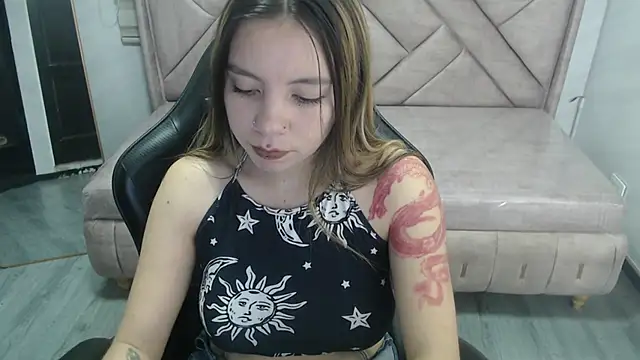 Snapshot of Eco_deluna_v chatting on 03-02-26, 07:54 Eco deluna v online show from 03-02-26, 07:54