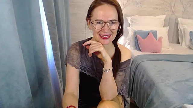 Snapshot of MarinaOnebest chatting on 02-05-26, 07:24 MarinaOnebest online show from 02-05-26, 07:24