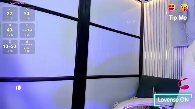 Snapshot of VenusColeman_ chatting on 02-06-26, 08:56 VenusColeman online show from 02-06-26, 08:56