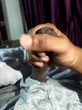 Snapshot of rahul234__ chatting on 02-16-26, 06:15 rahul234 online show from 02-16-26, 06:15