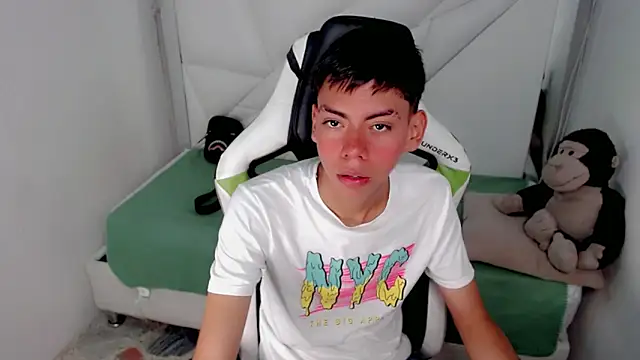 Liarr  online show from 02-03-26, 08:14