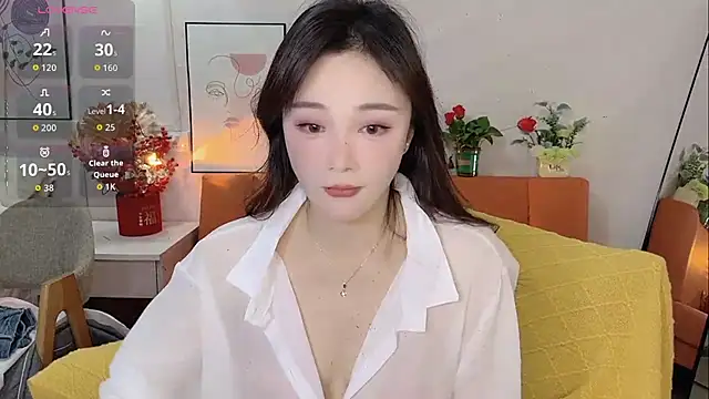 Snapshot of Lisa-295188 chatting on 02-10-26, 07:12 Lisa-295188 online show from 02-10-26, 07:12