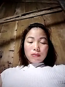 Snapshot of Ella-aa chatting on 02-17-26, 03:40 Ella-aa online show from 02-17-26, 03:40