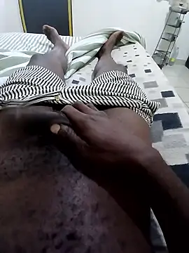 Snapshot of sthido27 chatting on 03-01-26, 03:58 sthido27 online show from 03-01-26, 03:58