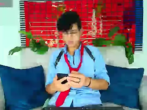 Snapshot of ThiiagoSaeenz chatting on 02-18-26, 10:50 ThiiagoSaeenz online show from 02-18-26, 10:50