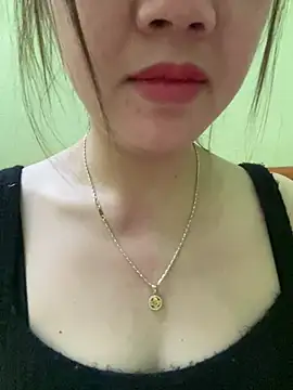 Snapshot of Baby-sexy69 chatting on 03-04-26, 05:57 Baby-sexy69 online show from 03-04-26, 05:57