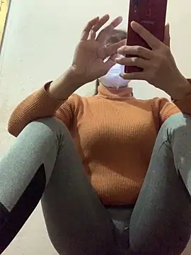 Snapshot of YANINA120 chatting on 02-22-26, 02:04 YANINA120 online show from 02-22-26, 02:04