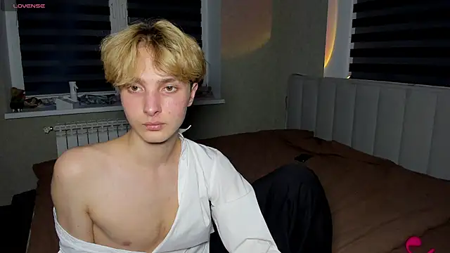 Snapshot of bunnyblush67 chatting on 02-02-26, 10:41 bunnyblush67 online show from 02-02-26, 10:41