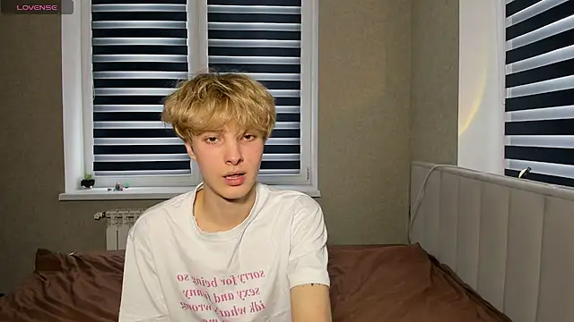 Snapshot of bunnyblush67 chatting on 02-13-26, 10:44 bunnyblush67 online show from 02-13-26, 10:44